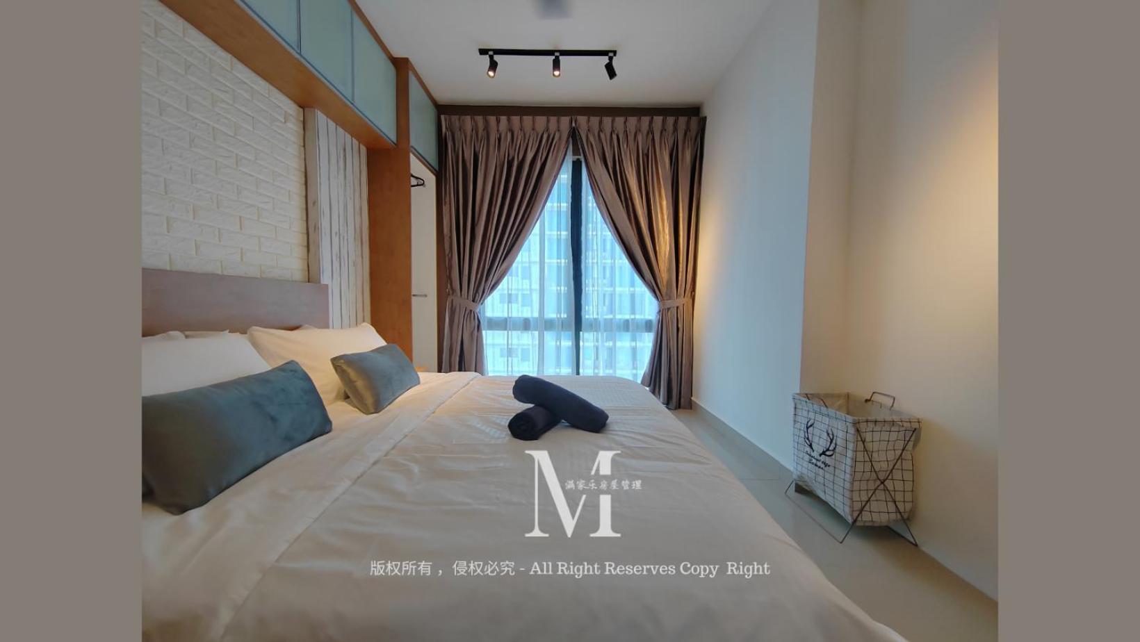 Apartment Trefoil Setia 30# Muji 原木 #2 Bedroom #1-4pax # Setia Mall Shah Alam