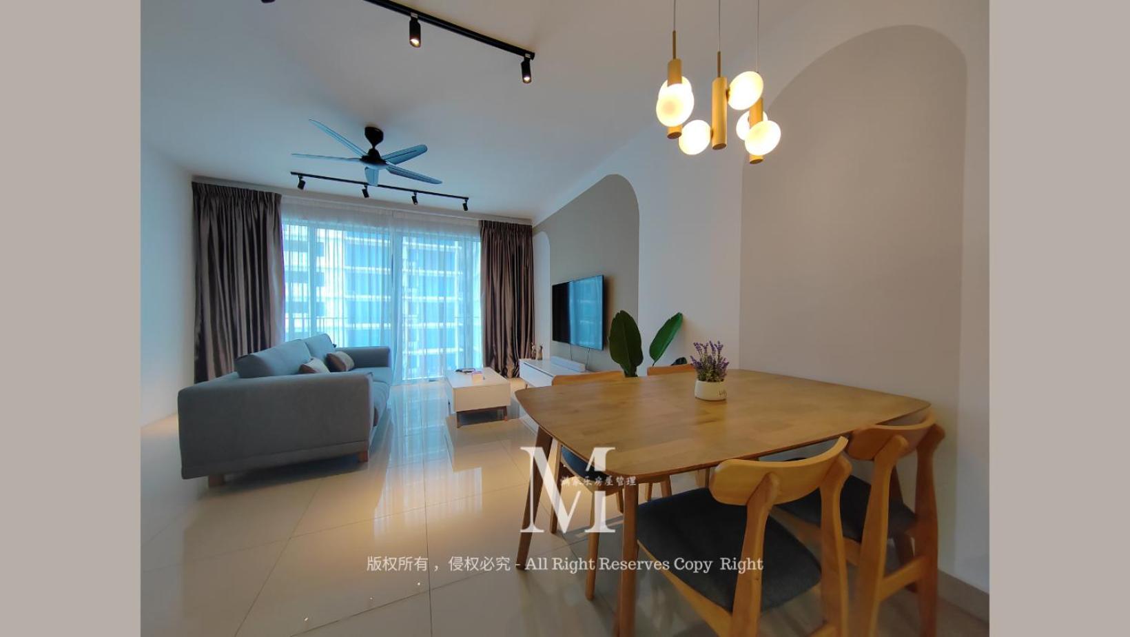 Pangsapuri Trefoil Setia 30# Muji 原木 #2 Bedroom #1-4pax # Setia Mall